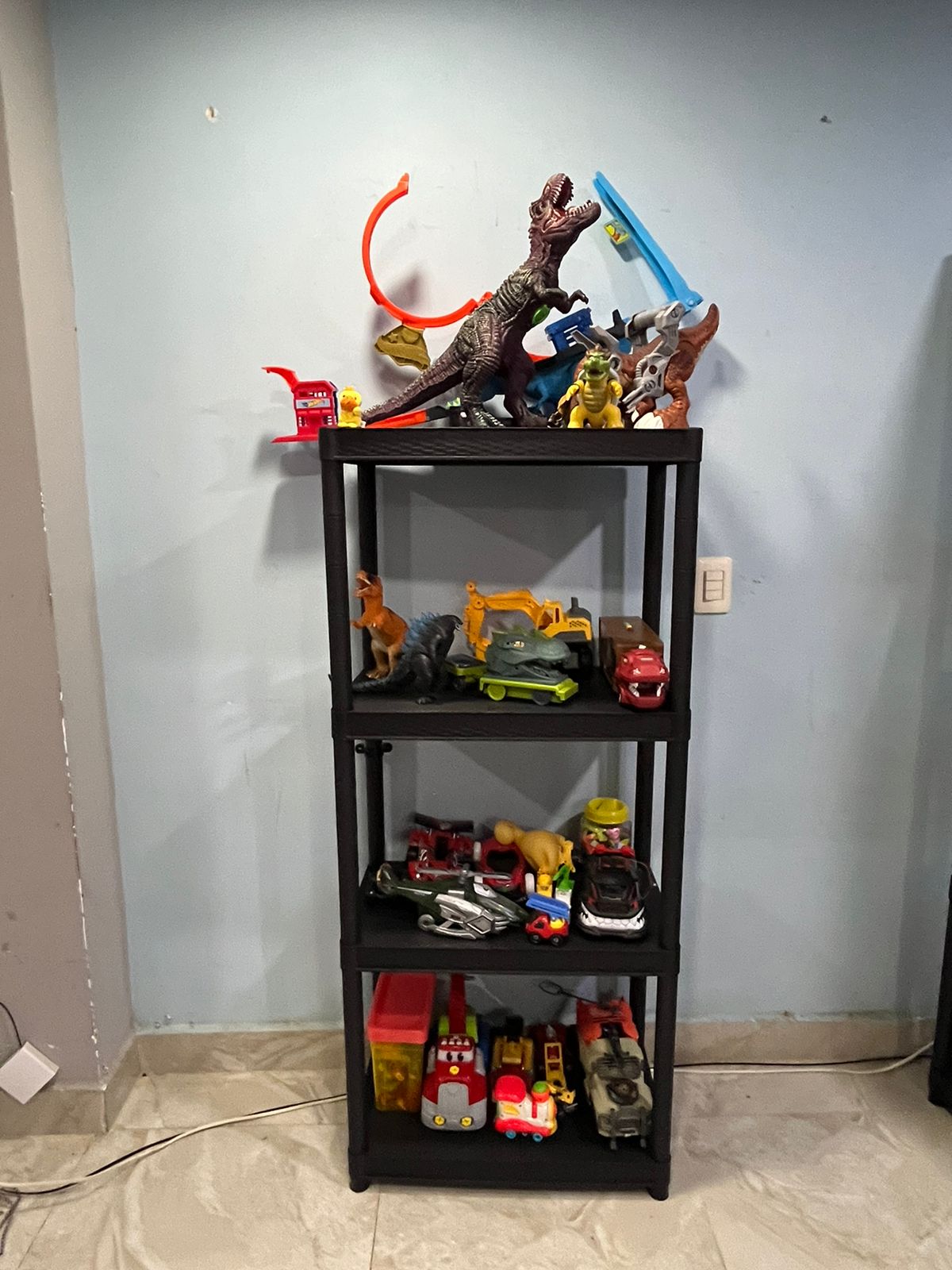 ESTANTERÍA ROMA 4 NIVELES